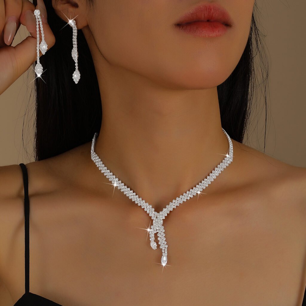 Jewelry Wholesale Simple Bridal Wedding Jewelry Set Chain Wedding Banquet Dress Tassel Earrings Light Luxury Cross Full Of Diamonds