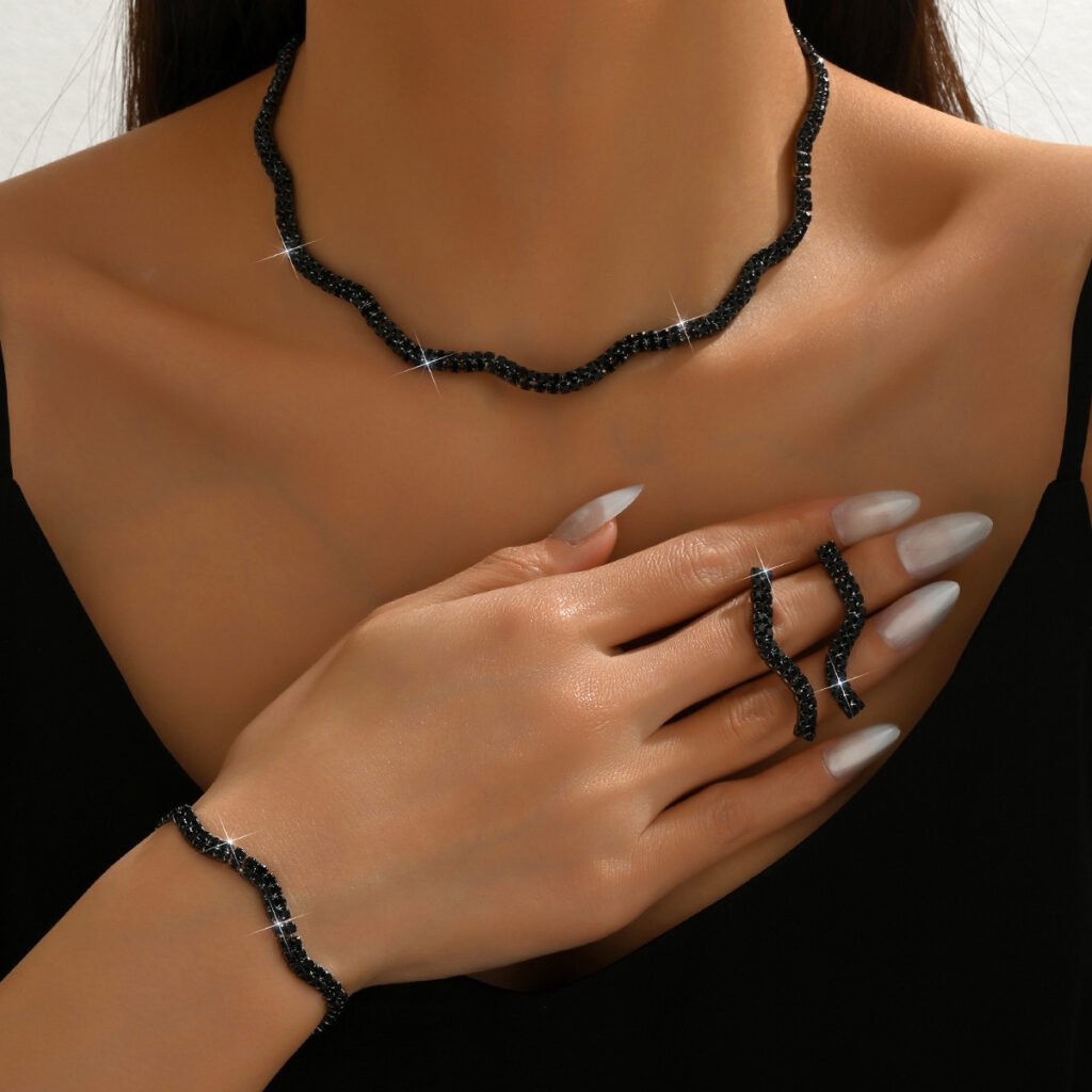 Amazon Factory Direct Cross-border Hot Selling Ladies Necklace Bracelet Earrings Wedding Jewelry Three-piece Suit