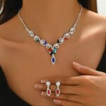 Exquisite Claw Chain Rhinestone Crystal Butterfly Necklace And Earrings Set Luxury Wedding Wholesale Cross-Border Supply Dropshipping