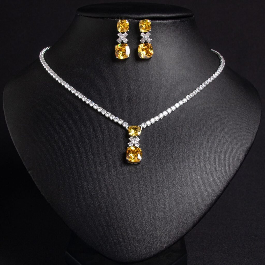 Cross-Border Small Square Bridal Necklace Women's Clavicle Chain Light Luxury Niche Design Simple Zircon Pendant Earrings Necklace