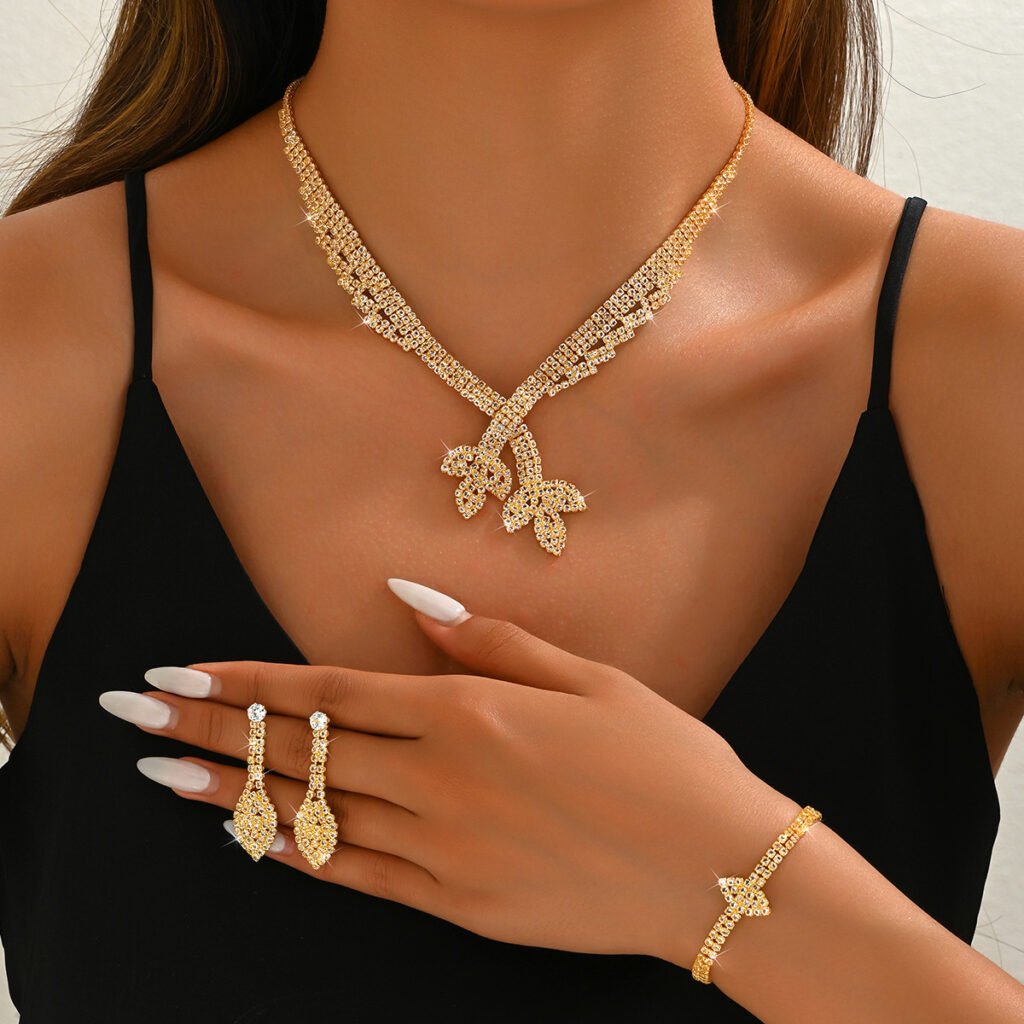 2025 Manufacturers Wholesale Cross-border European And American Fashion High-end Joker New Necklace Earrings Bracelet Three-piece Jewelry