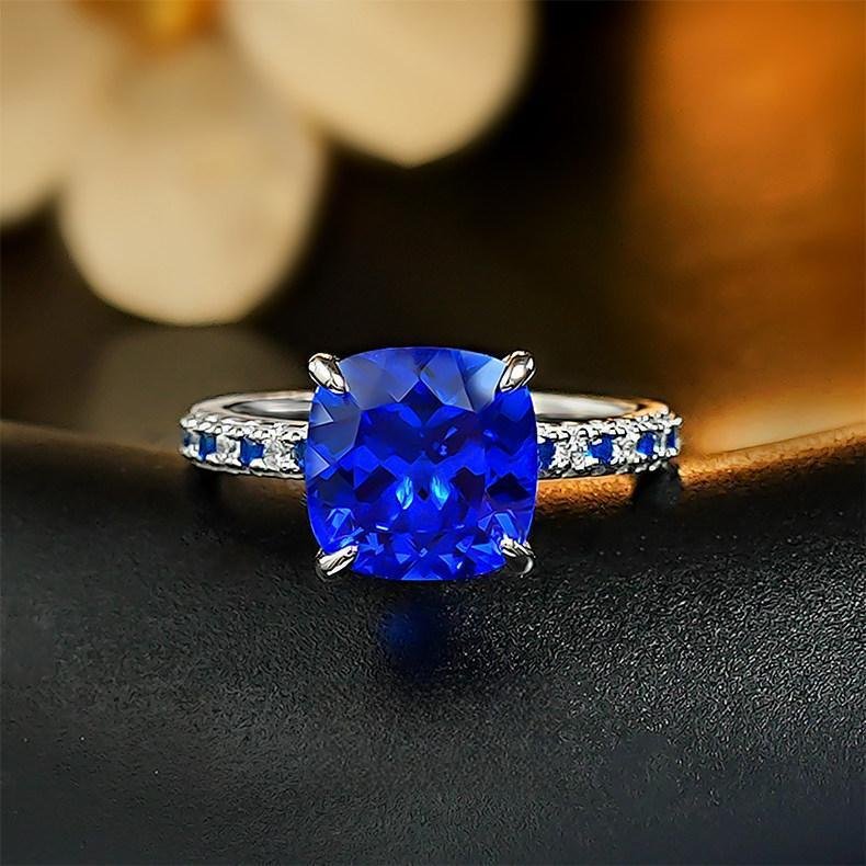 2 Carat Blue Spinel Fluorescent Light-Changing Cornflower Color-Blocking Cushion-Shaped Niche Luxury High-End Open Ring
