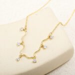 Cross-Border New Product Wave-Shaped Zircon Necklace, Niche Light Luxury Minimalist Pendant Jewelry, High-End Feminine Accessories