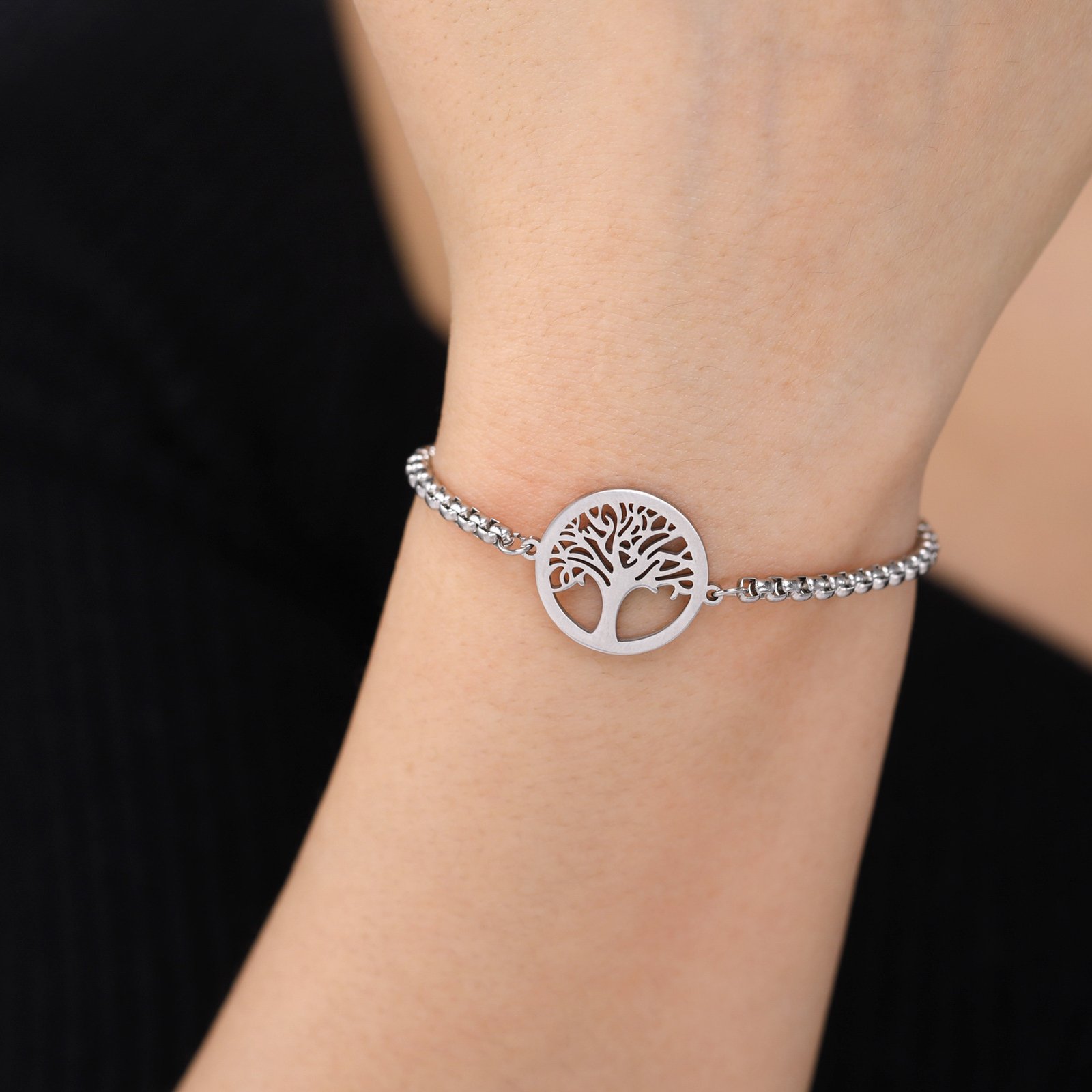 Style Hollow Life Tree Pendant Bracelet - Image 4