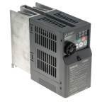 Mitsubishi Electric Inverter Drive, 750 W, 1 Phase, FR-D720S Series 230V ac 4.2 A